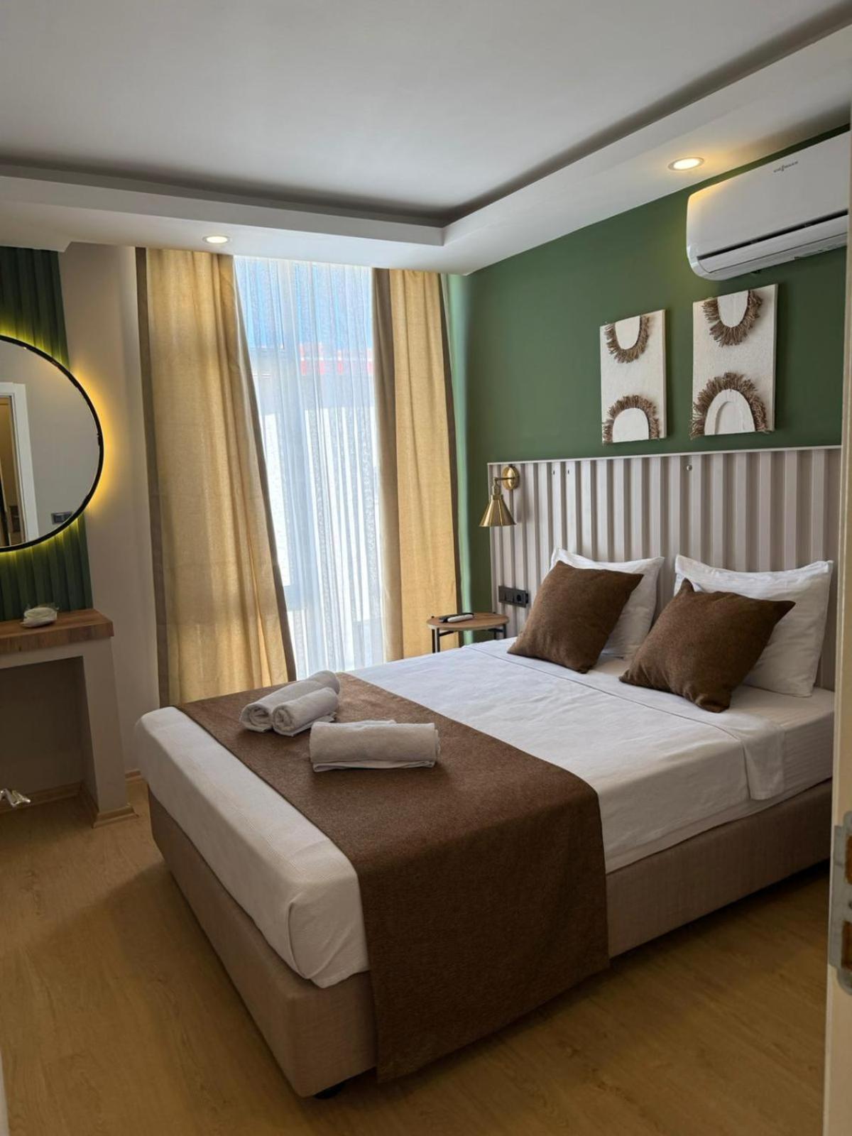 Red Castle Hotel & Pub Belek Eksteriør billede